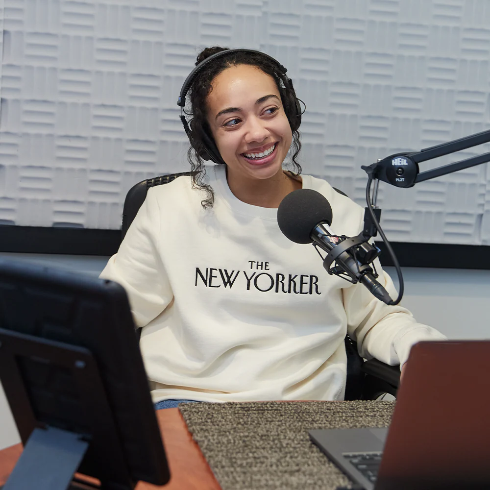 Rea Irvin’s Embroidered Crewneck Sweatshirt in Ivory - Image 4